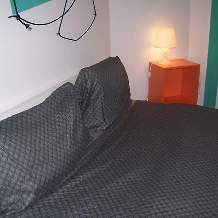 Peace Near Paliament Homestay Budapest