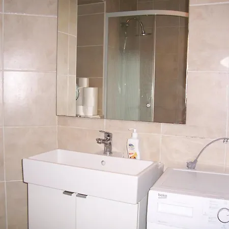 Homestay Peace Near Paliament Budapest
