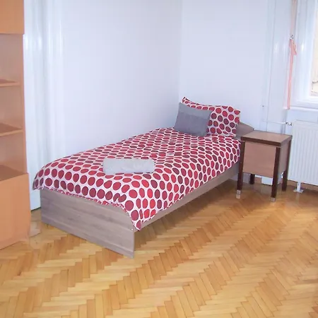 Peace Near Paliament